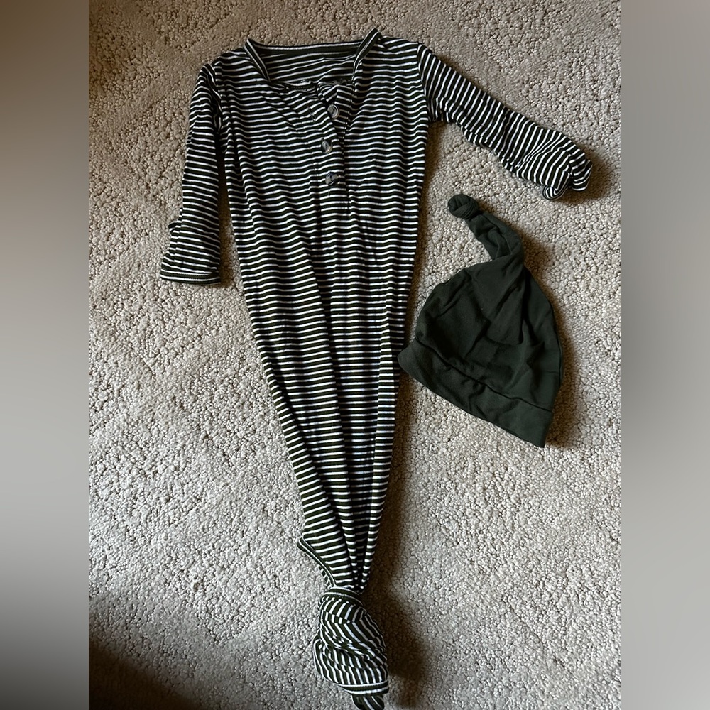 LOULOU Baby onesie